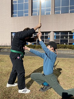 剣の打ちに対しての骨指拳